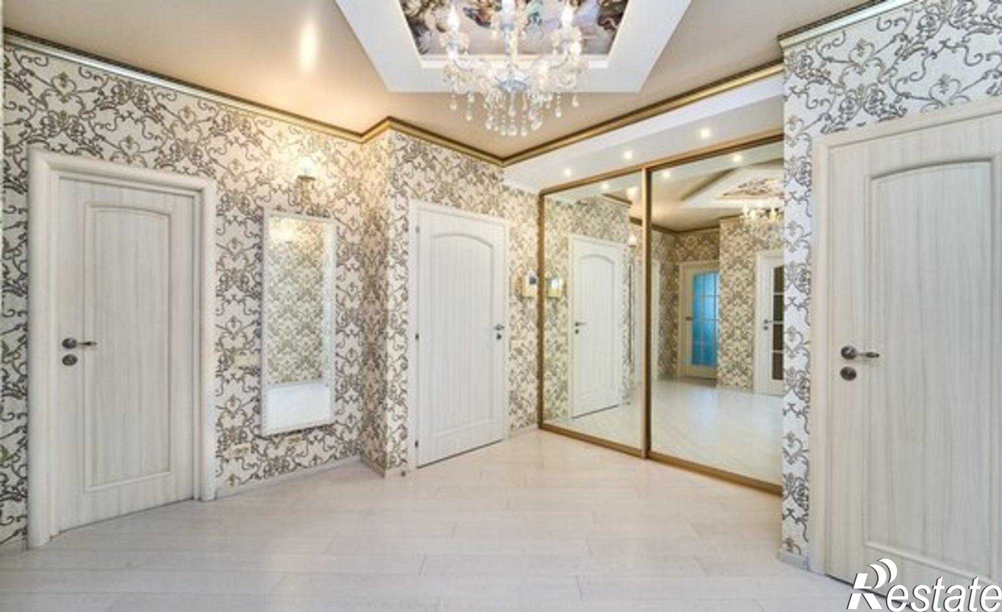 Купить квартиру за 15 900 000 рублей на Российская улица, 72/1 к2