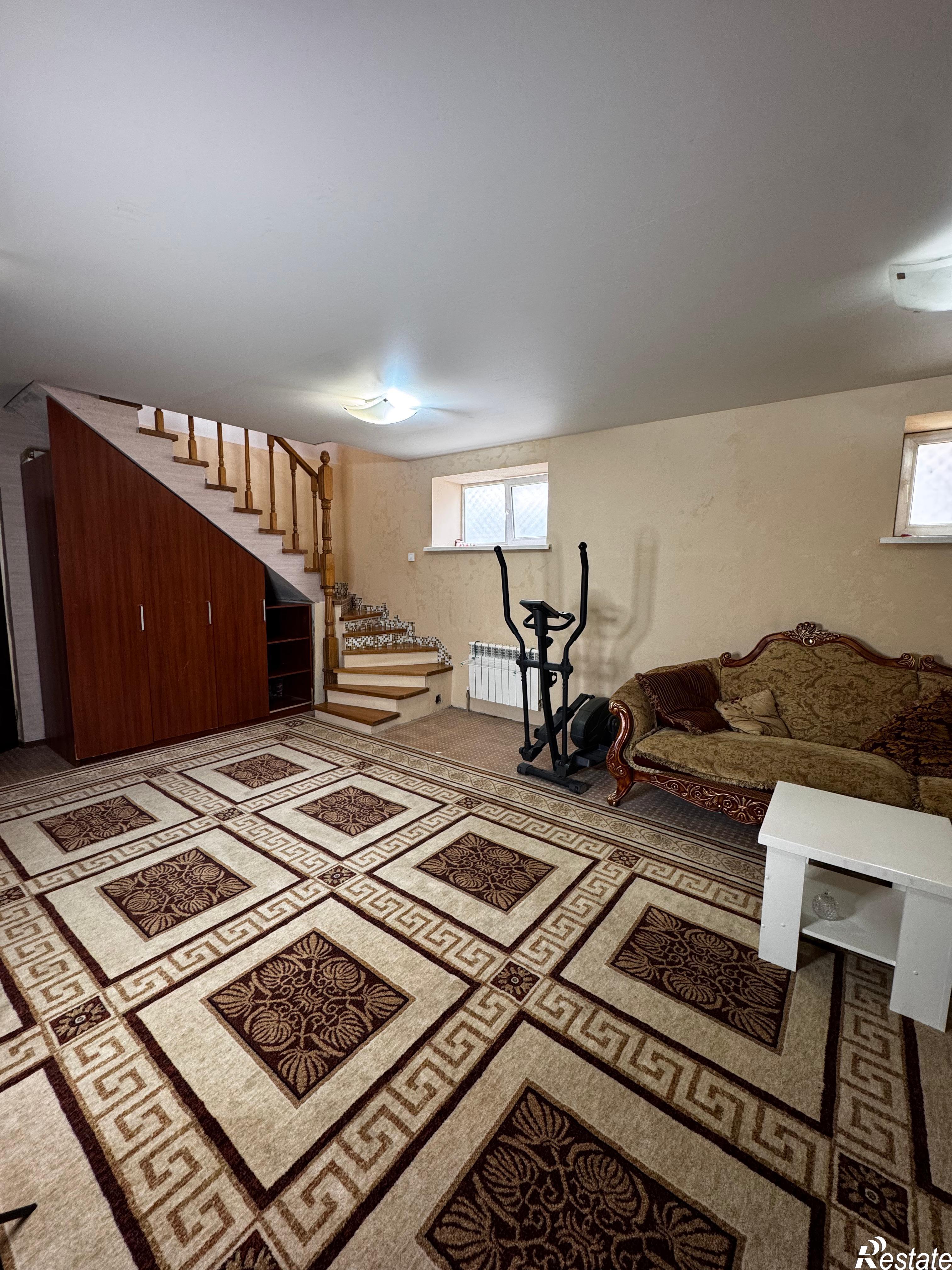 Купить квартиру за 8 500 000 рублей на Есаульская , 58/1