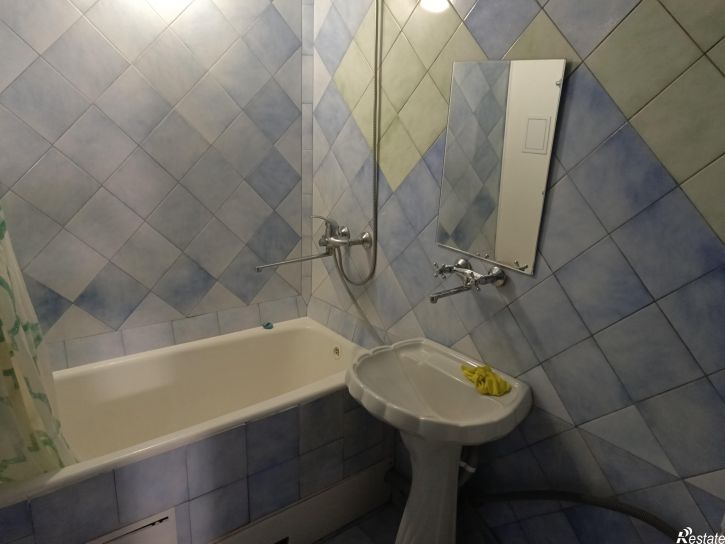 2-комн квартира 40 лет Победы, 35\2