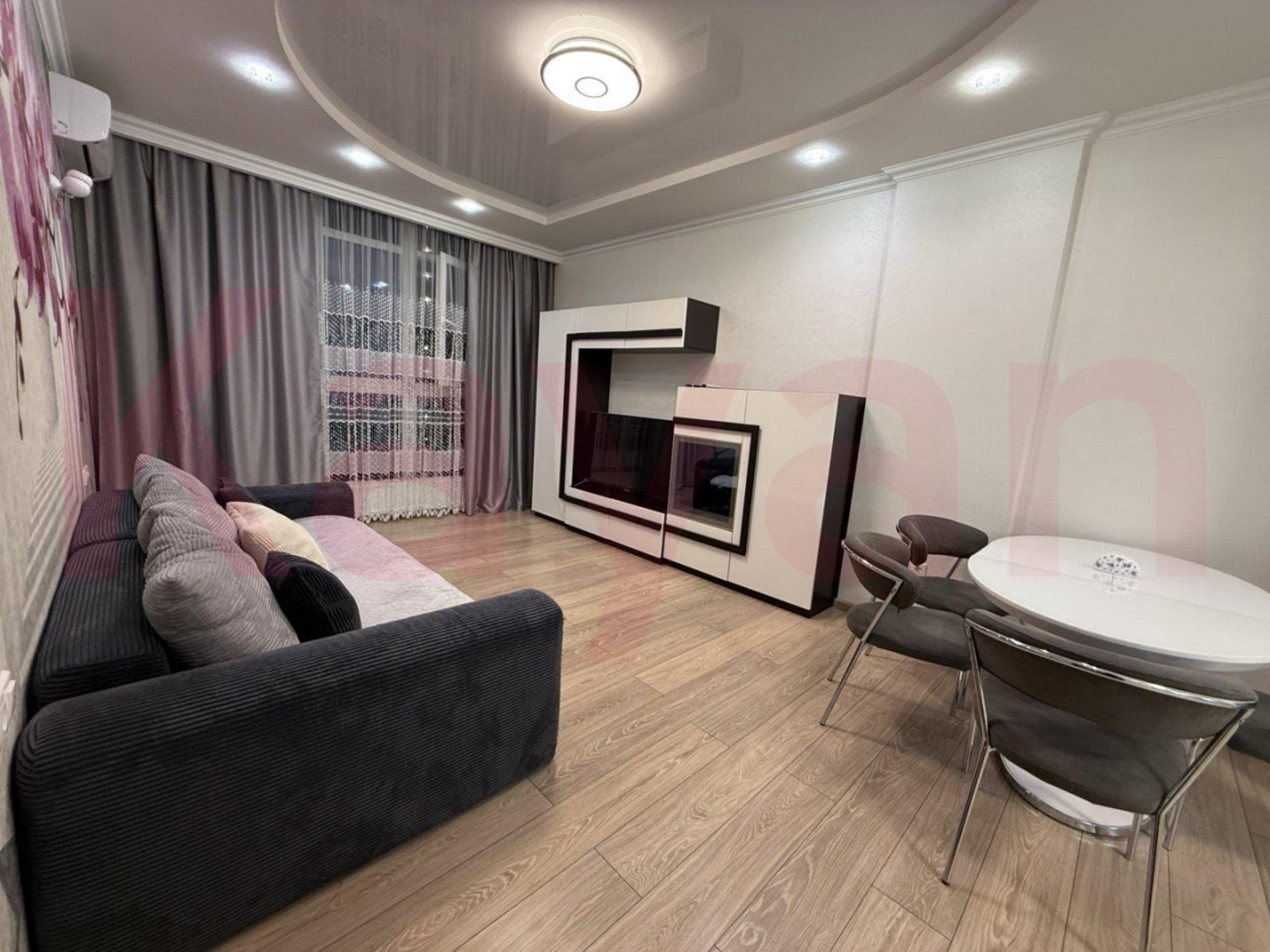 Сдать квартиру за 50 000 рублей на им. Архитектора Петина ул.