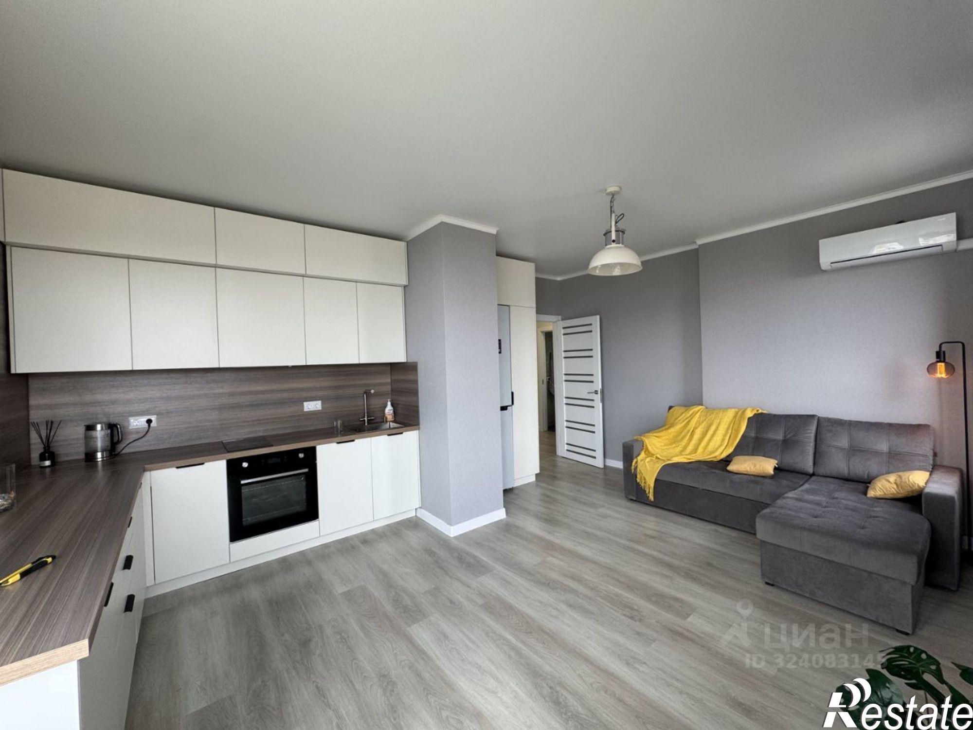 Сдать квартиру за 45 000 рублей на улица имени Константина Гондаря, 98 к1