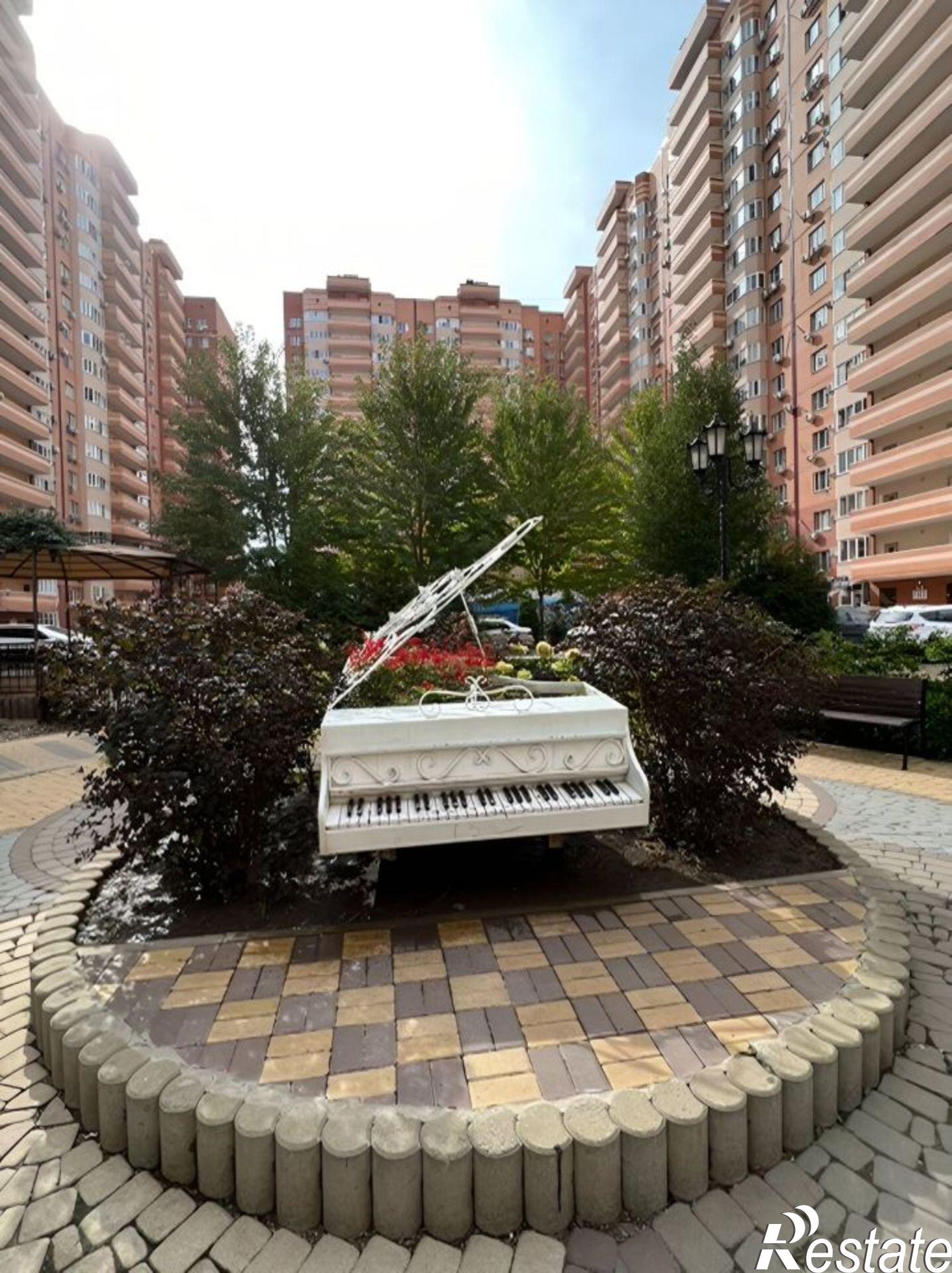 Сдать квартиру за 35 000 рублей на улица Жлобы, 141