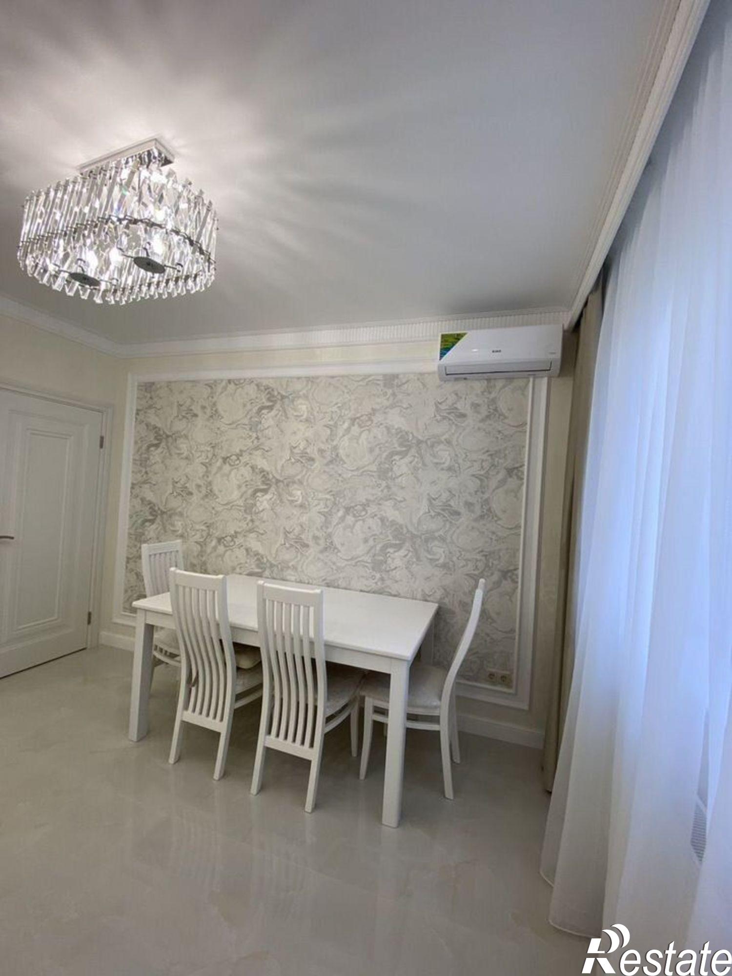 Сдать квартиру за 70 000 рублей на ул Старокубанская, 137 1