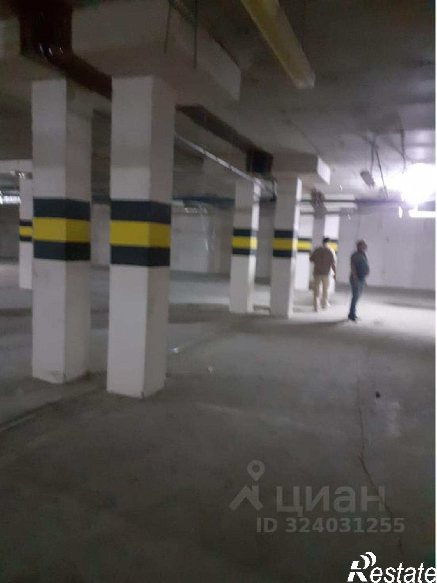 Купить складское помещение за 250 002 000 рублей на Московская улица, 118 к1