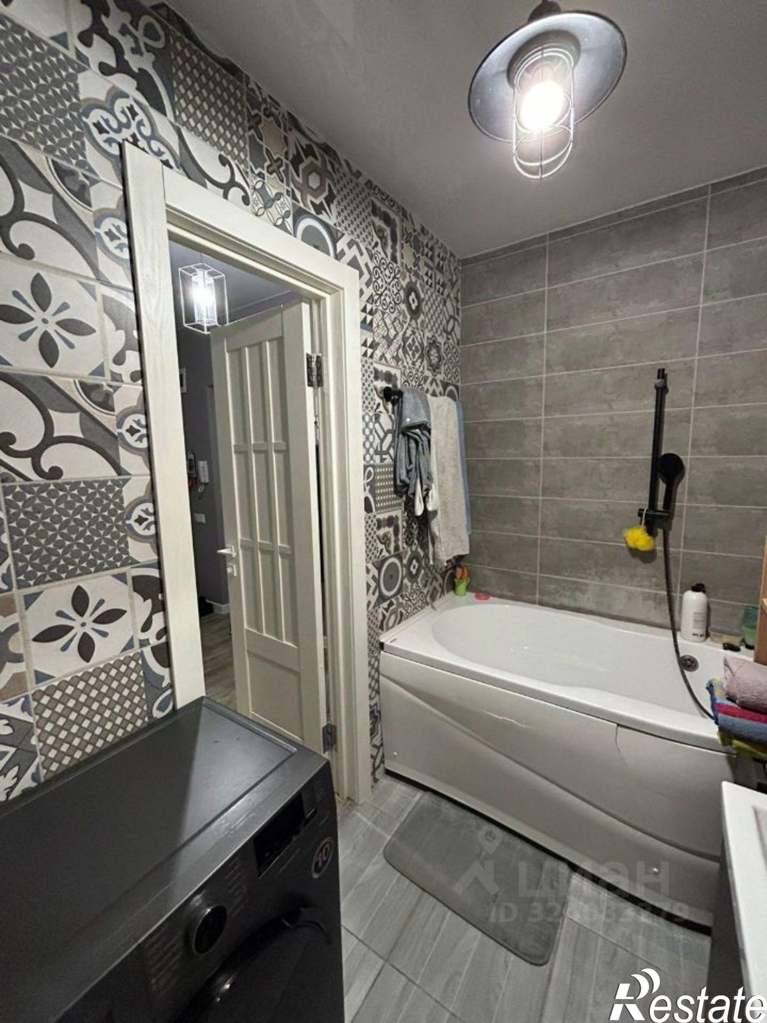 Купить квартиру за 4 190 000 рублей на ул Кореновская, 2 4