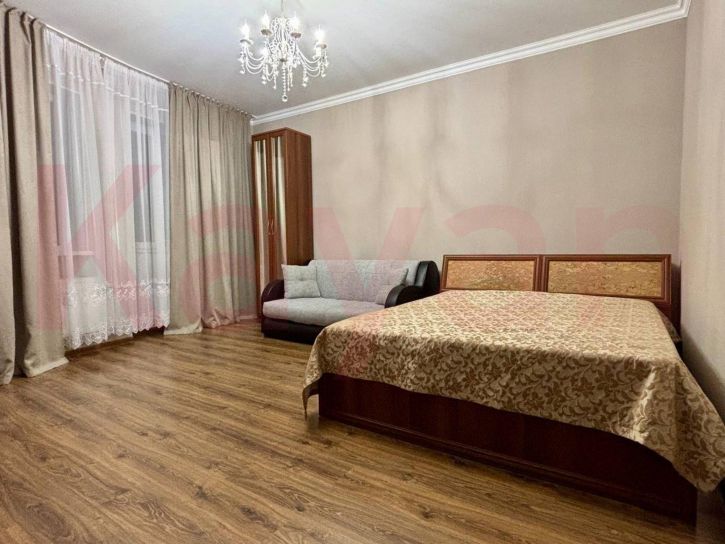 1-комн квартира Чекистов проспект