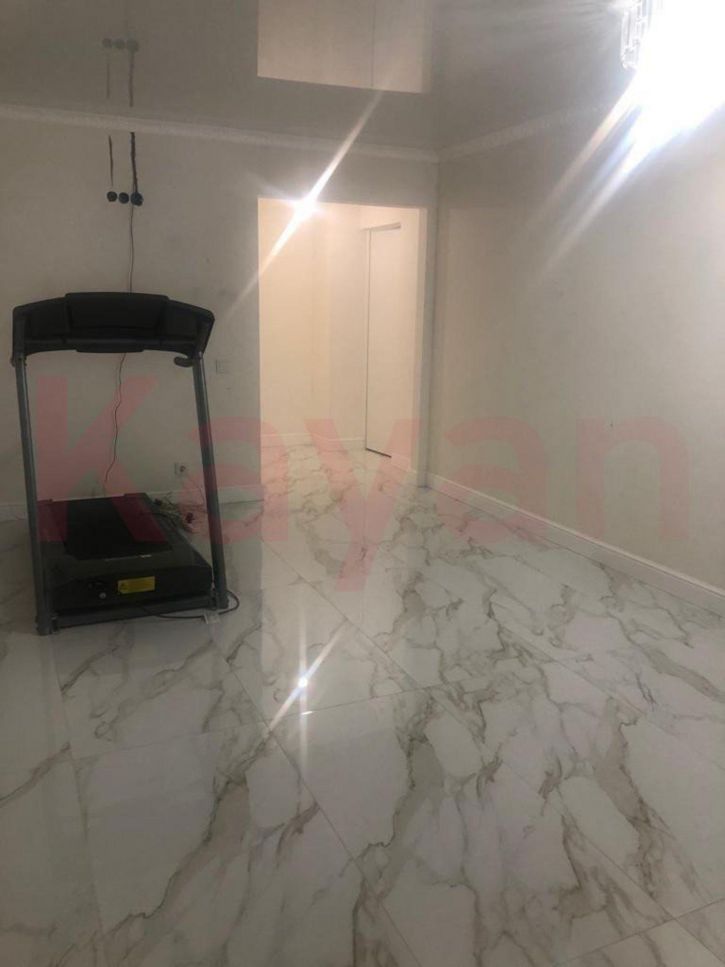 4-комн квартира им. Тюляева ул.