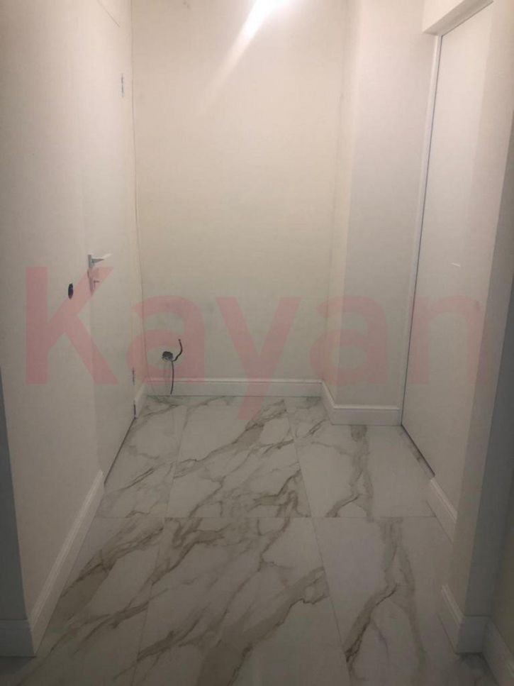 4-комн квартира им. Тюляева ул.