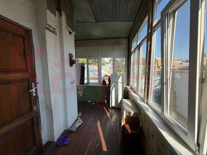 2-комн квартира Коммунаров ул.