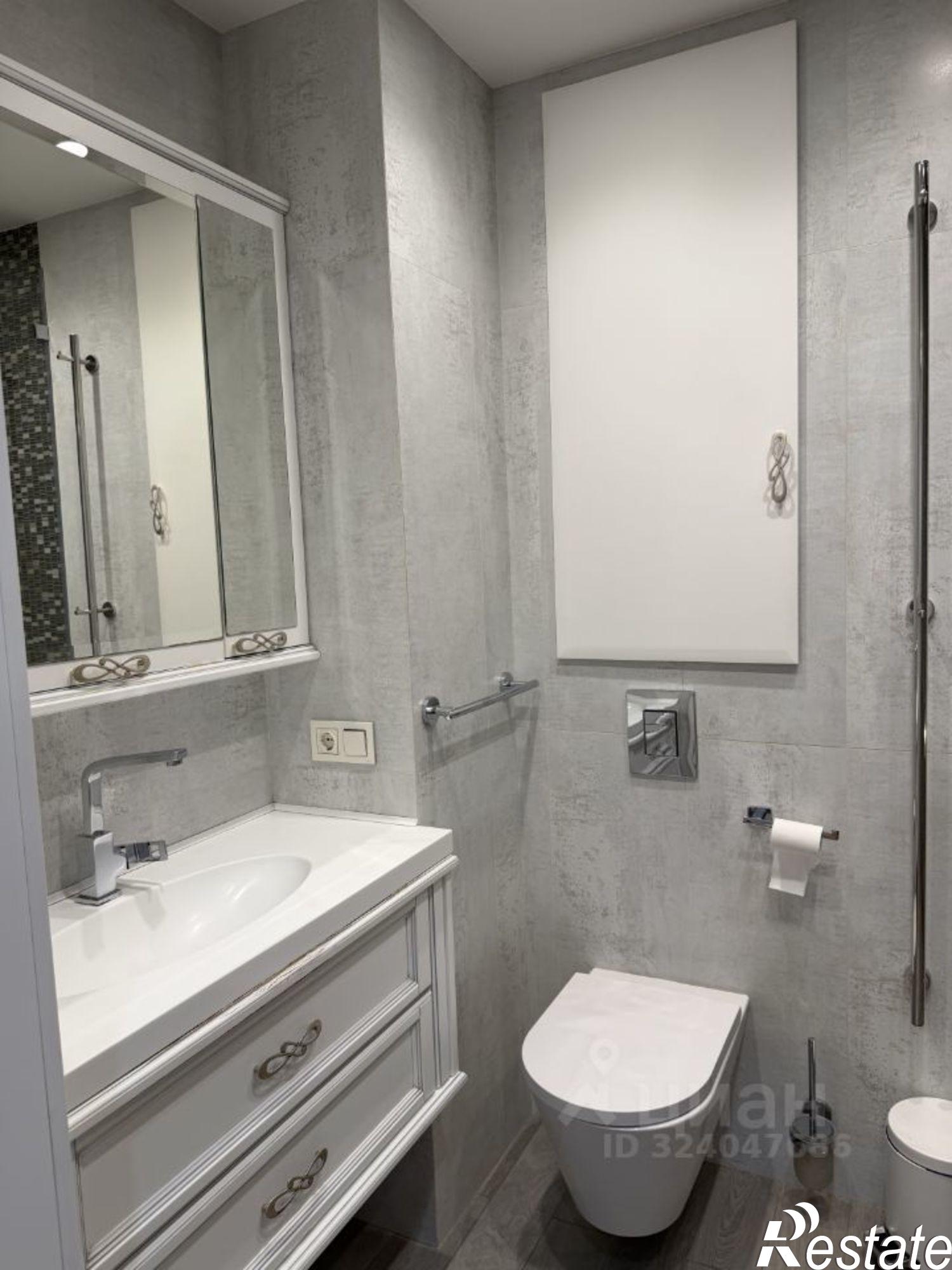 Сдать квартиру за 140 000 рублей на Бородинская улица, 137 к1