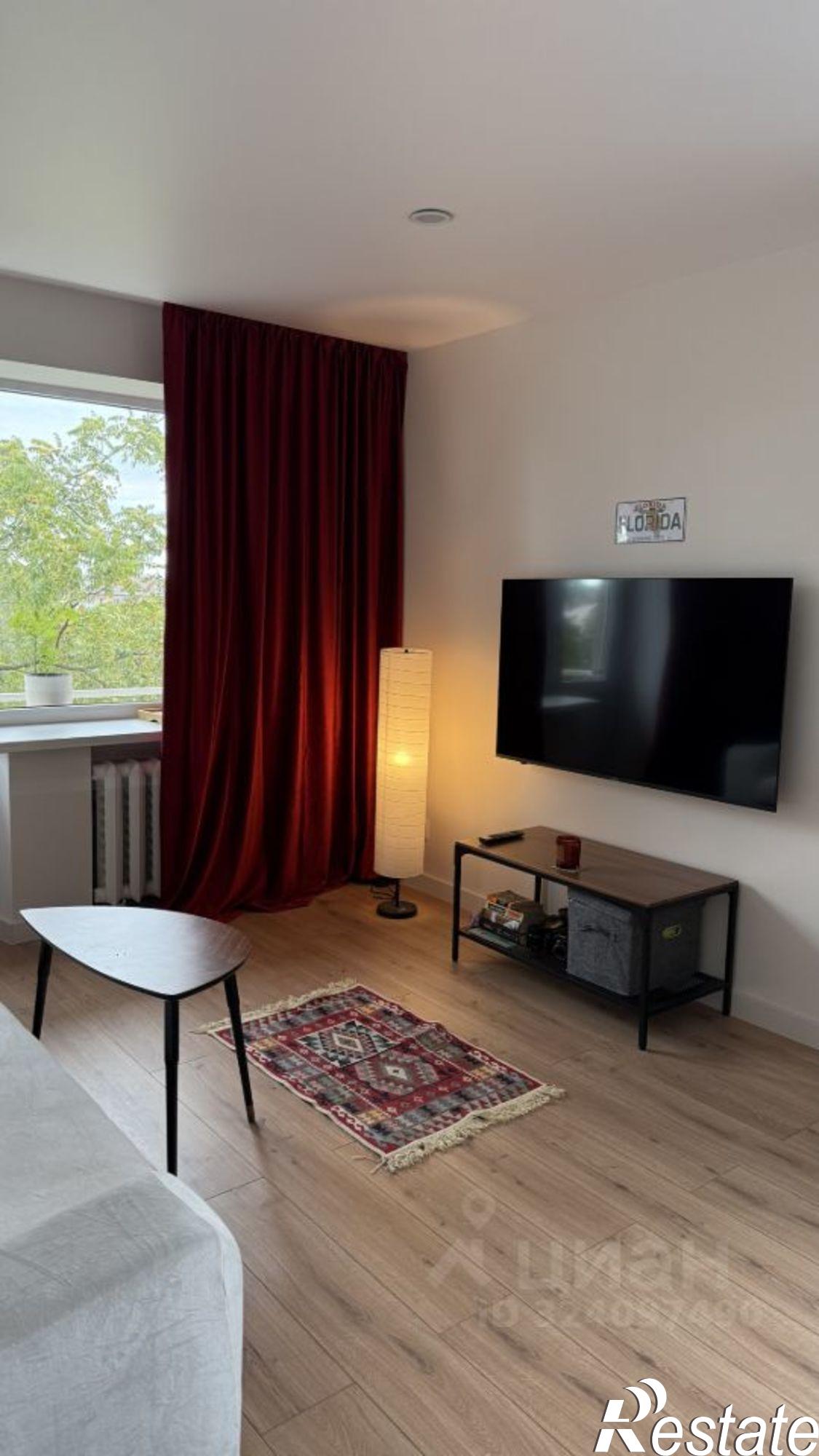 Сдать квартиру за 57 000 рублей на ул Коммунаров, 298