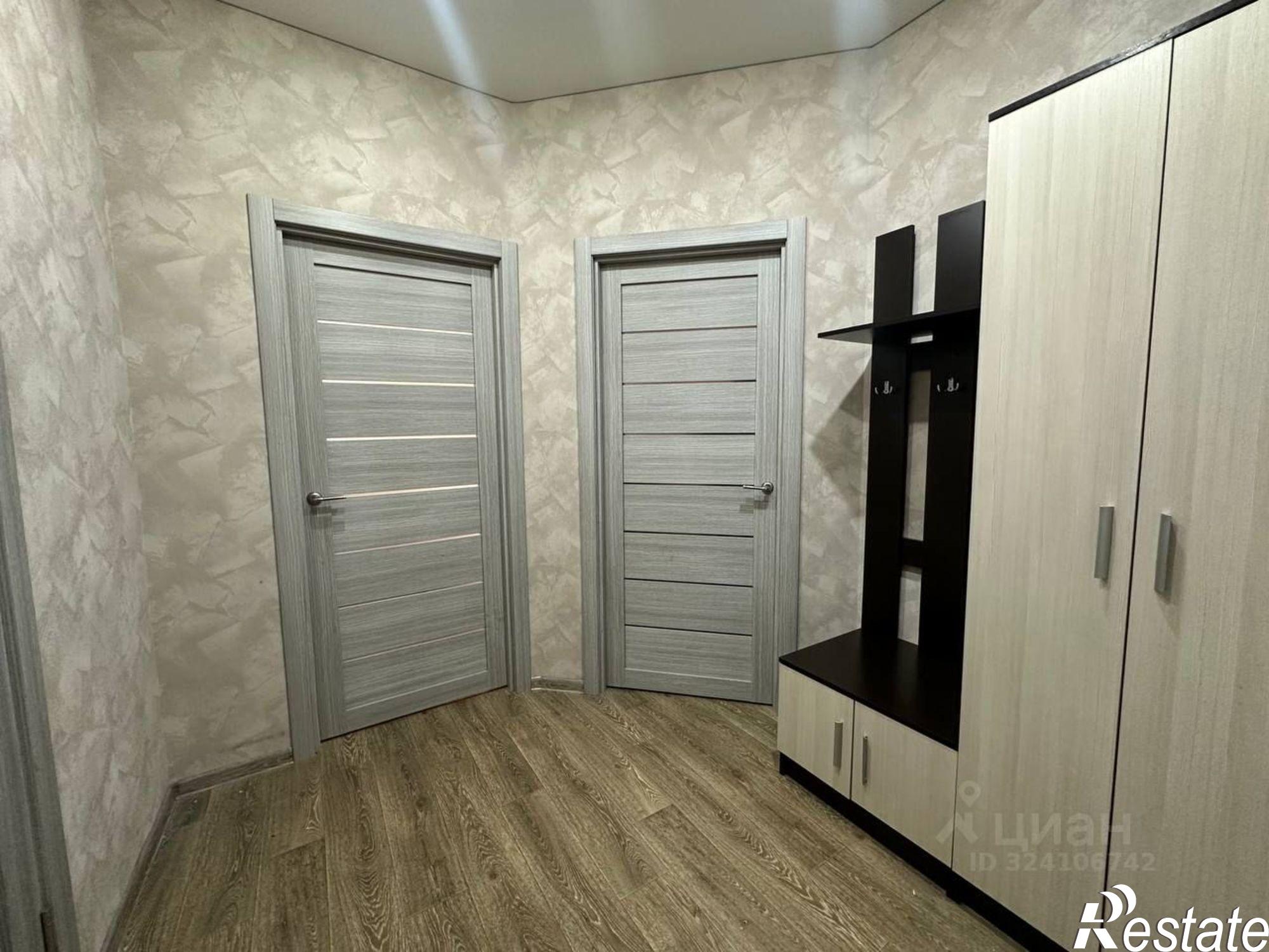 Сдать квартиру за 28 000 рублей на улица им. Героя Яцкова И.В., 9 к1