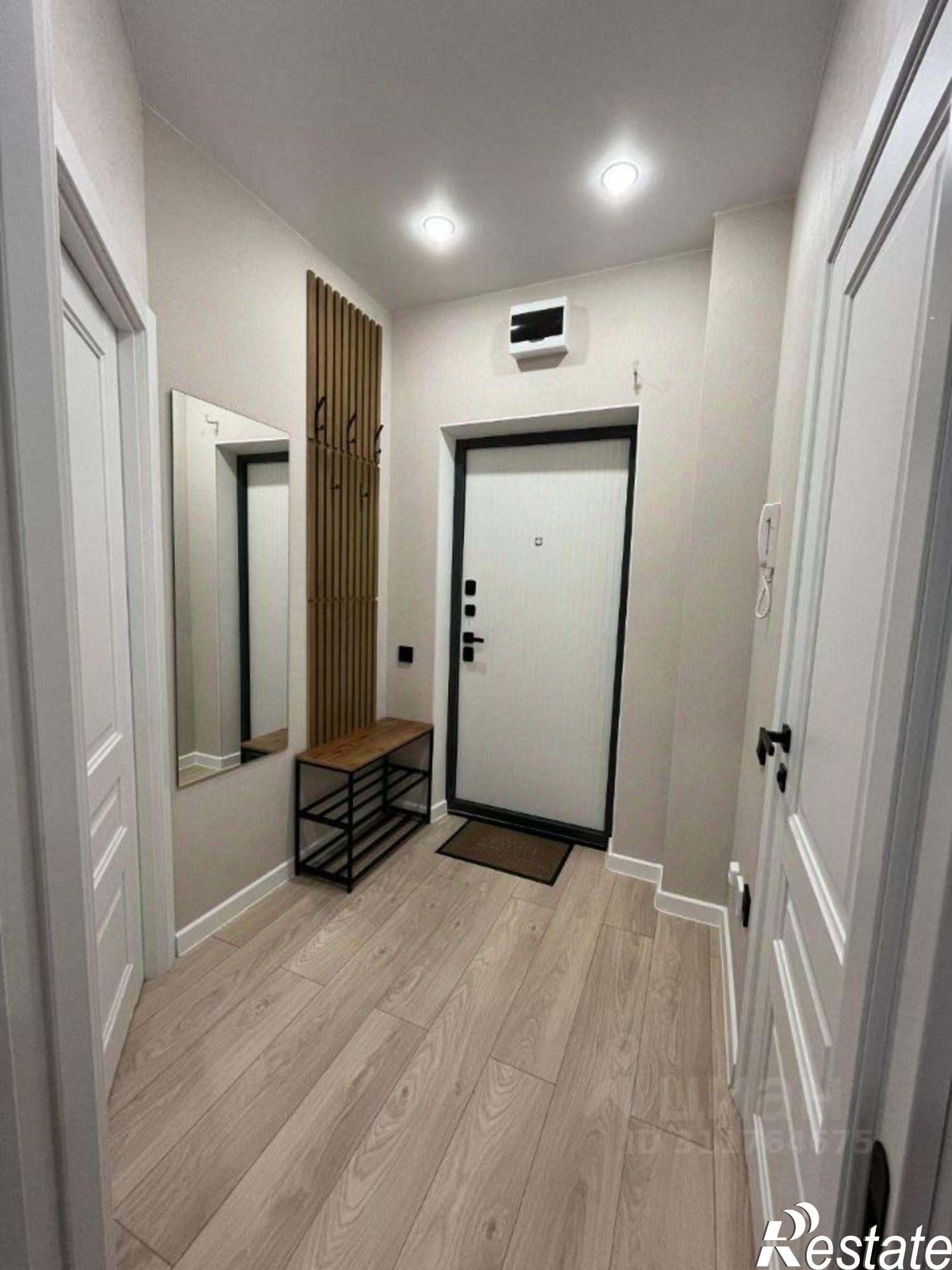 Сдать квартиру за 28 000 рублей на ул Наставников, 14