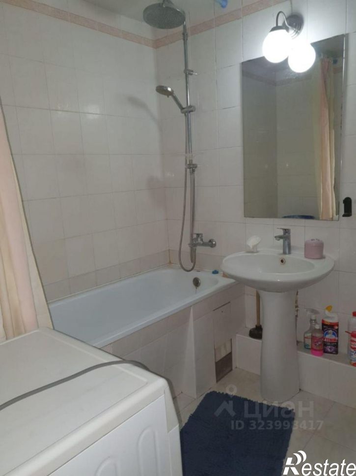 3-комн квартира ул им. Думенко, 10,  д. 10