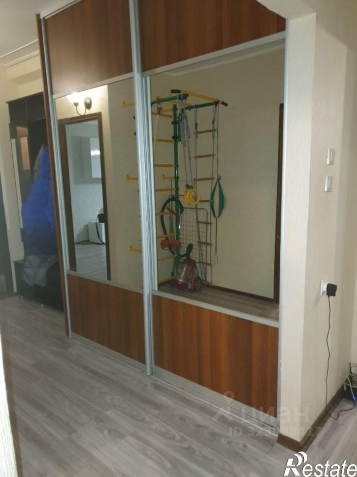 3-комн квартира ул им. Думенко, 10,  д. 10