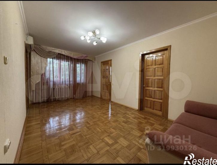 3-комн квартира улица Благоева, 14,  д. 14