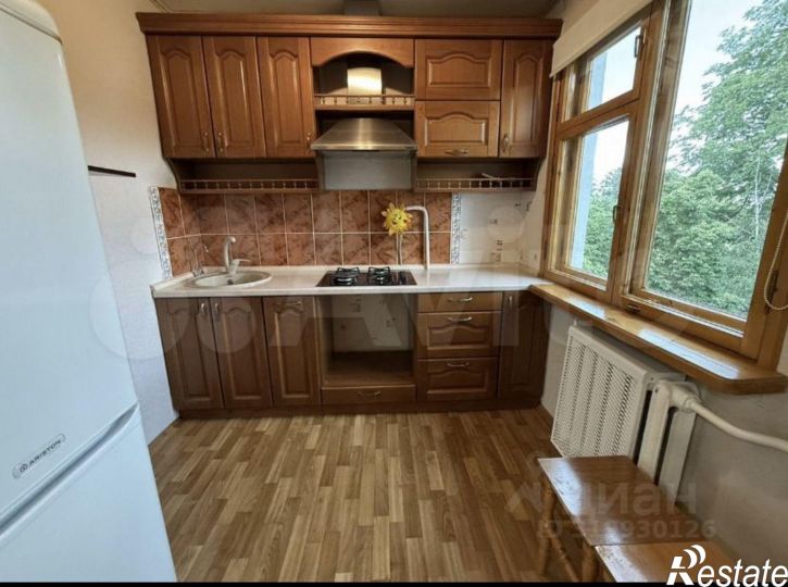 3-комн квартира улица Благоева, 14,  д. 14