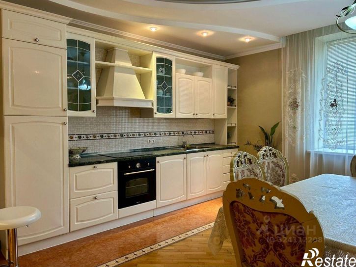 3-комн квартира ул Офицерская, 38,  д. 38