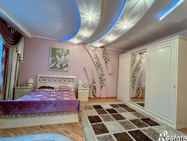 3-комн квартира ул Офицерская, 38,  д. 38