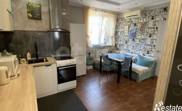 2-комн квартира ул им. Сергея Есенина, 84,  д. 84