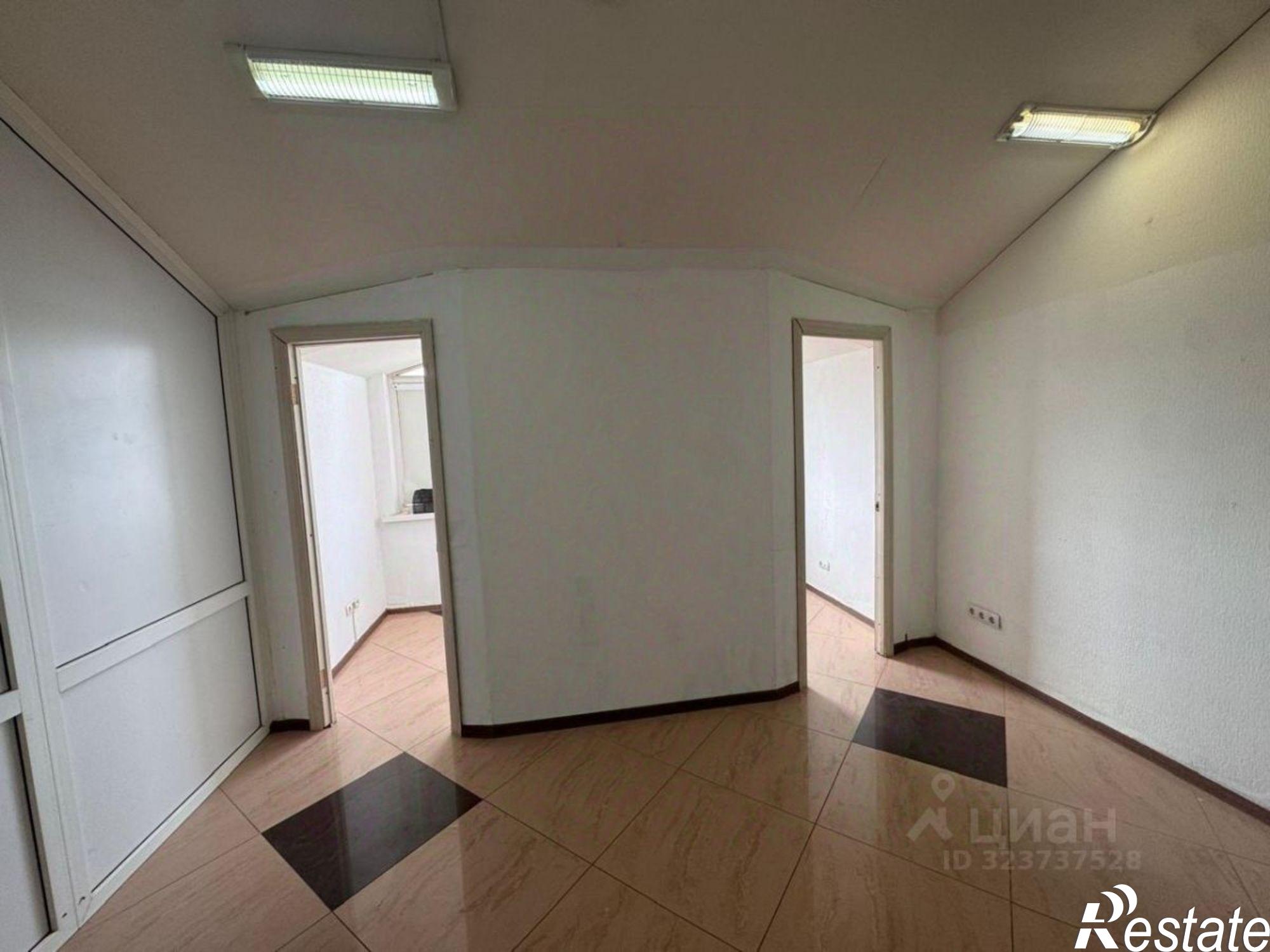 Сдать офис, помещение под офис за 25 000 рублей на улица Калинина, 13