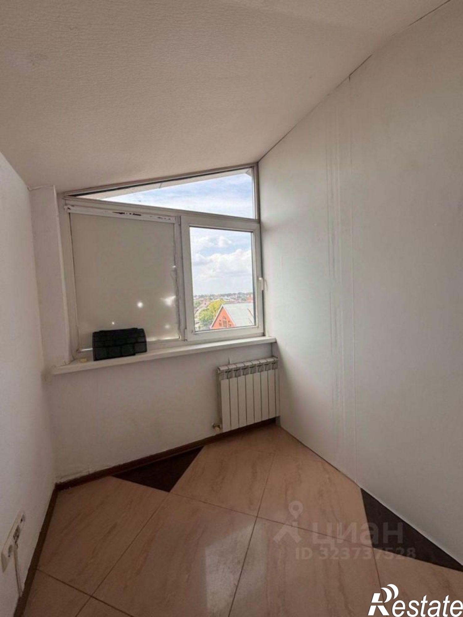 Сдать офис, помещение под офис за 25 000 рублей на улица Калинина, 13