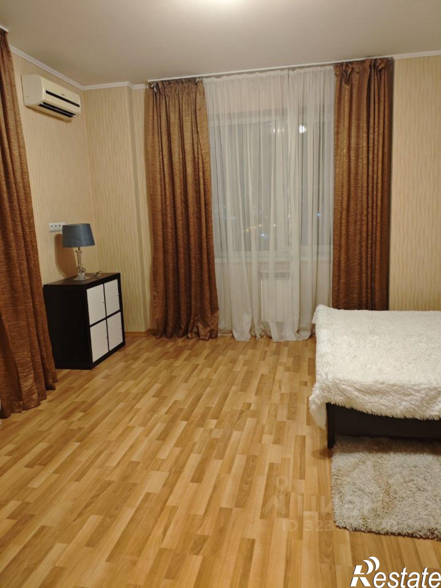 Сдать квартиру за 28 000 рублей на улица Передерия, 64