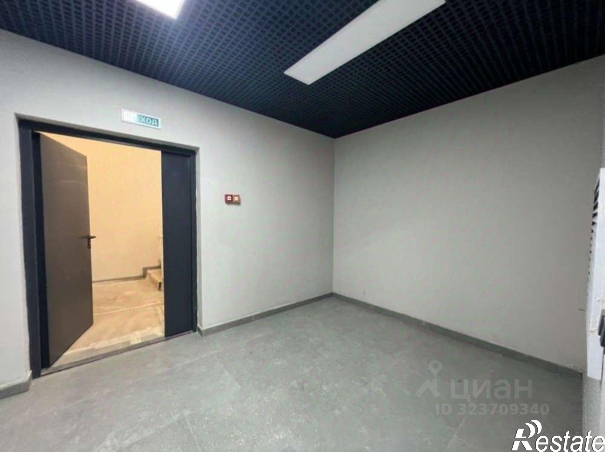 Купить офис, помещение под офис за 9 444 450 рублей на улица Монтажников, 10/2