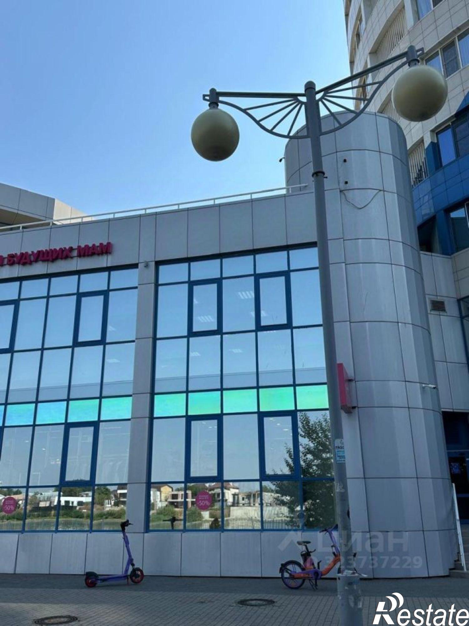 Купить офис, помещение под офис за 94 782 800 рублей на улица Кубанская Набережная, 37/1