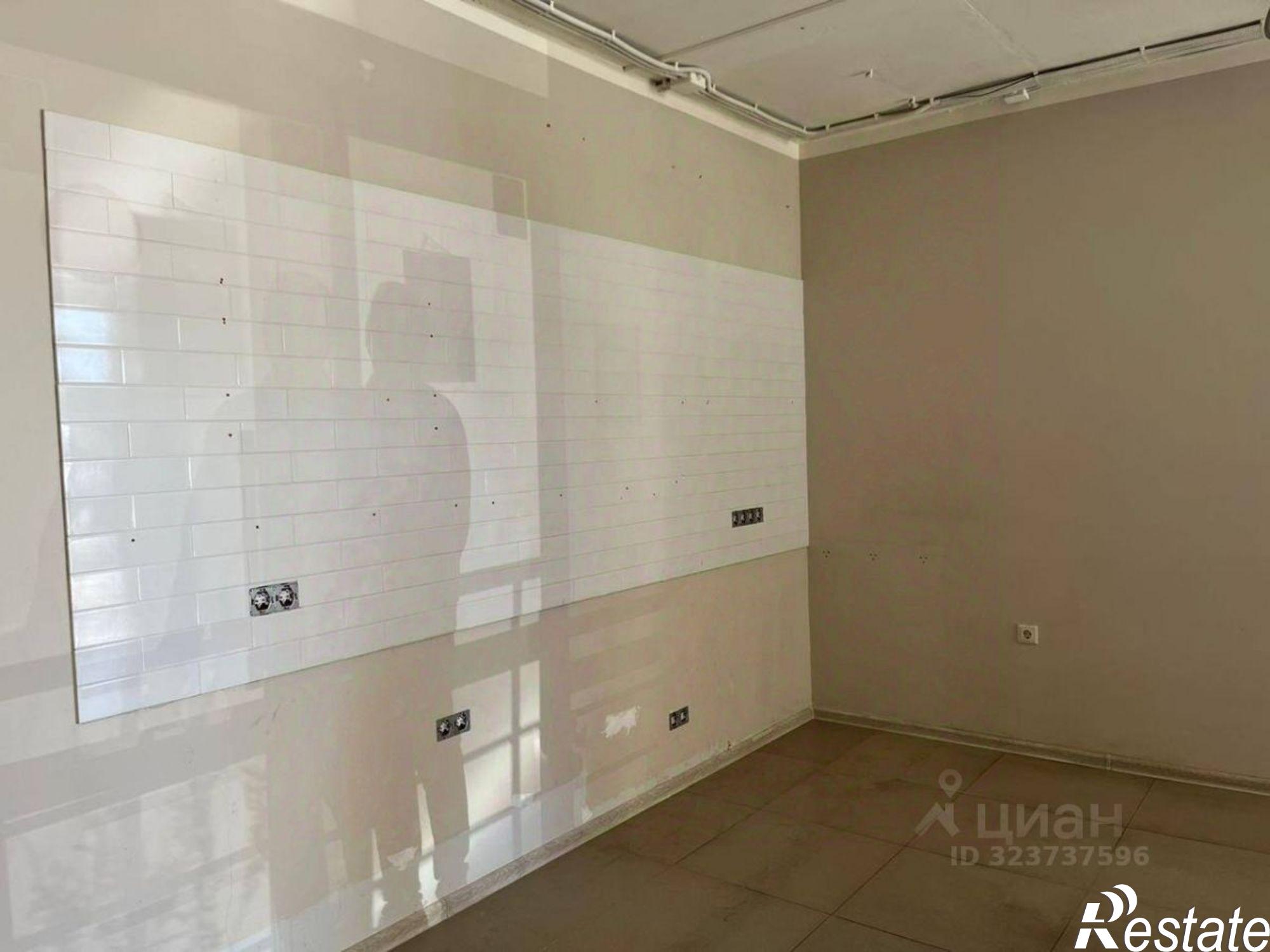 Купить торговое помещение за 7 468 250 рублей на улица Гидростроителей, 40