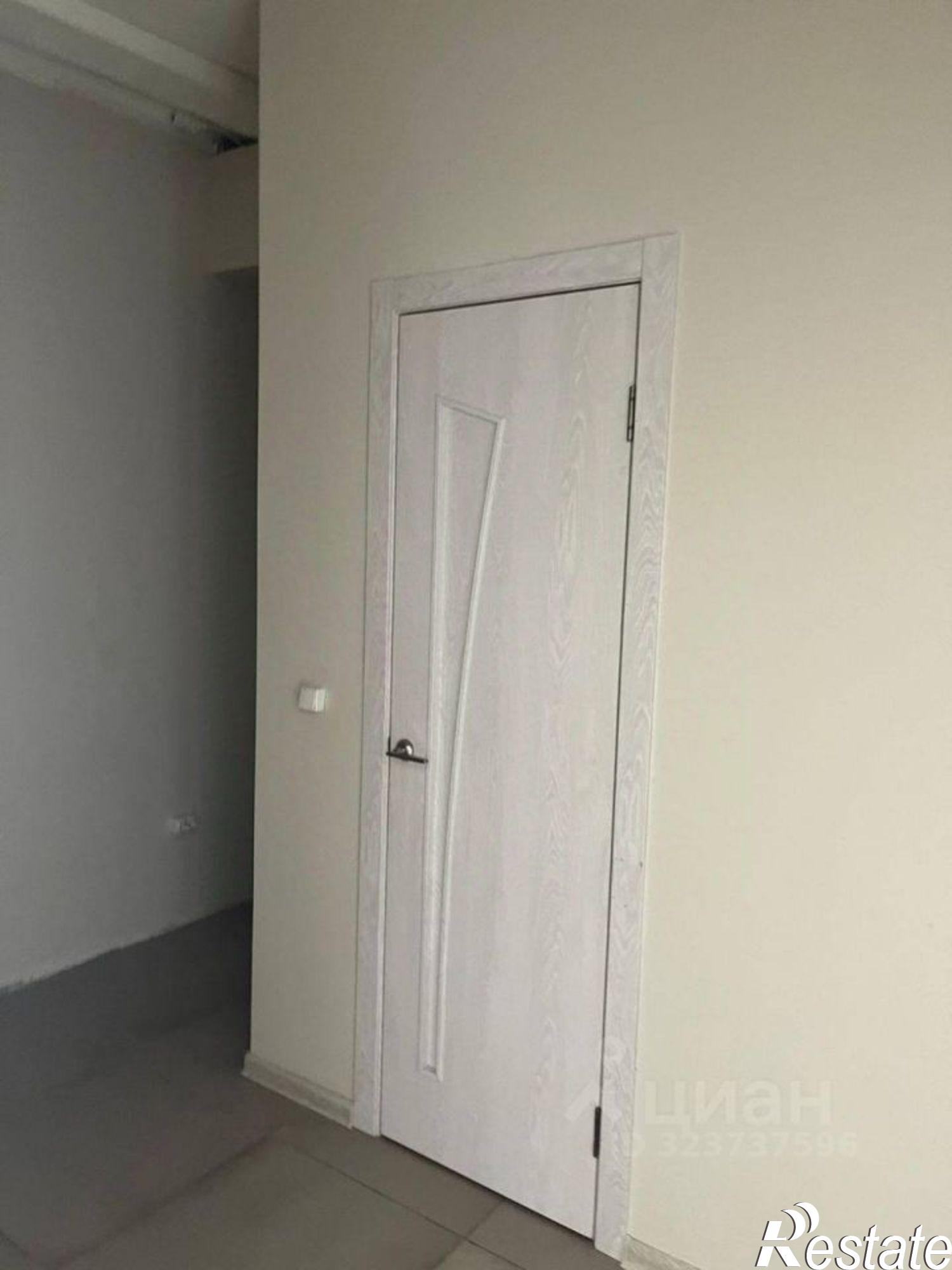 Купить торговое помещение за 7 468 250 рублей на улица Гидростроителей, 40