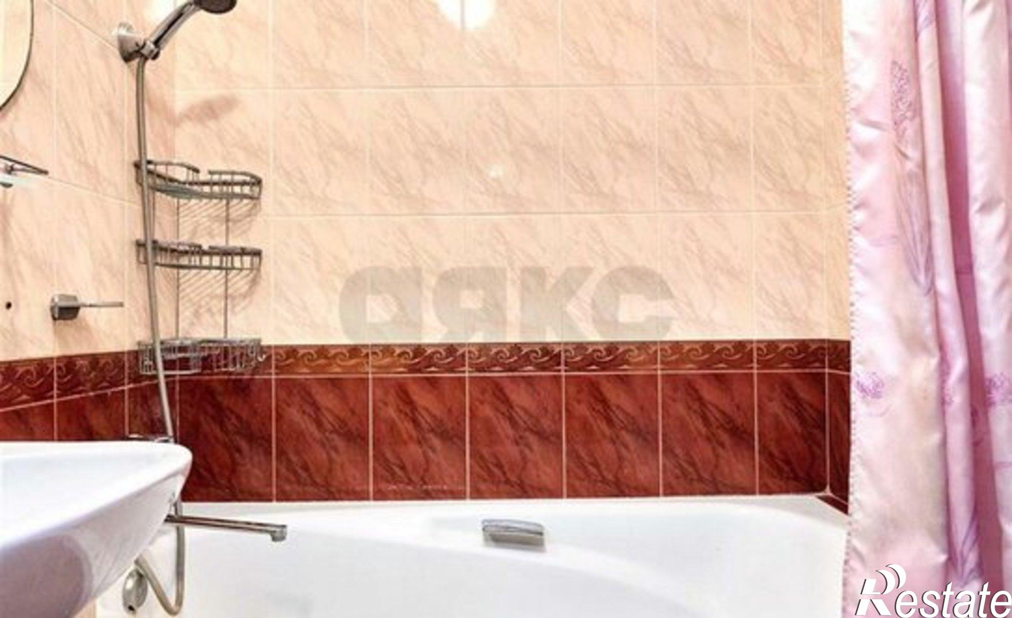 Купить квартиру за 5 800 000 рублей на улица Красных Партизан, 246