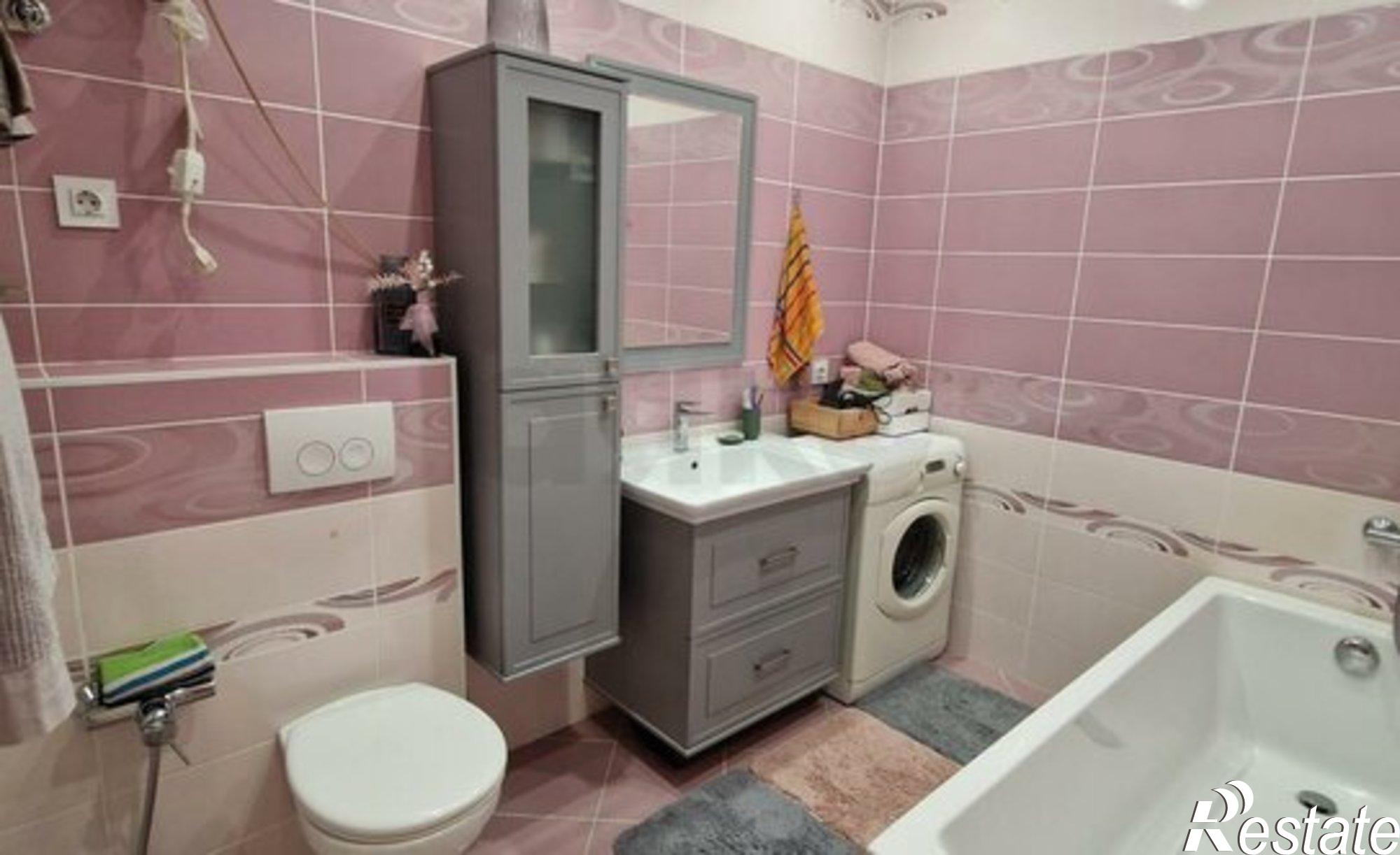 Купить квартиру за 7 300 000 рублей на ул Казбекская, 14