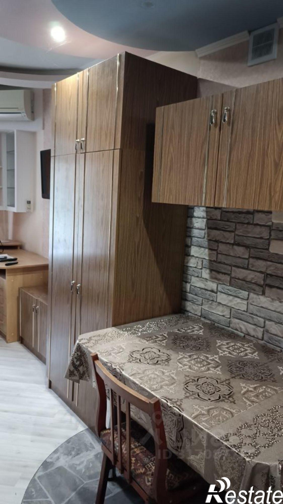 Купить комнату за 2 050 000 рублей на Московская улица, 72