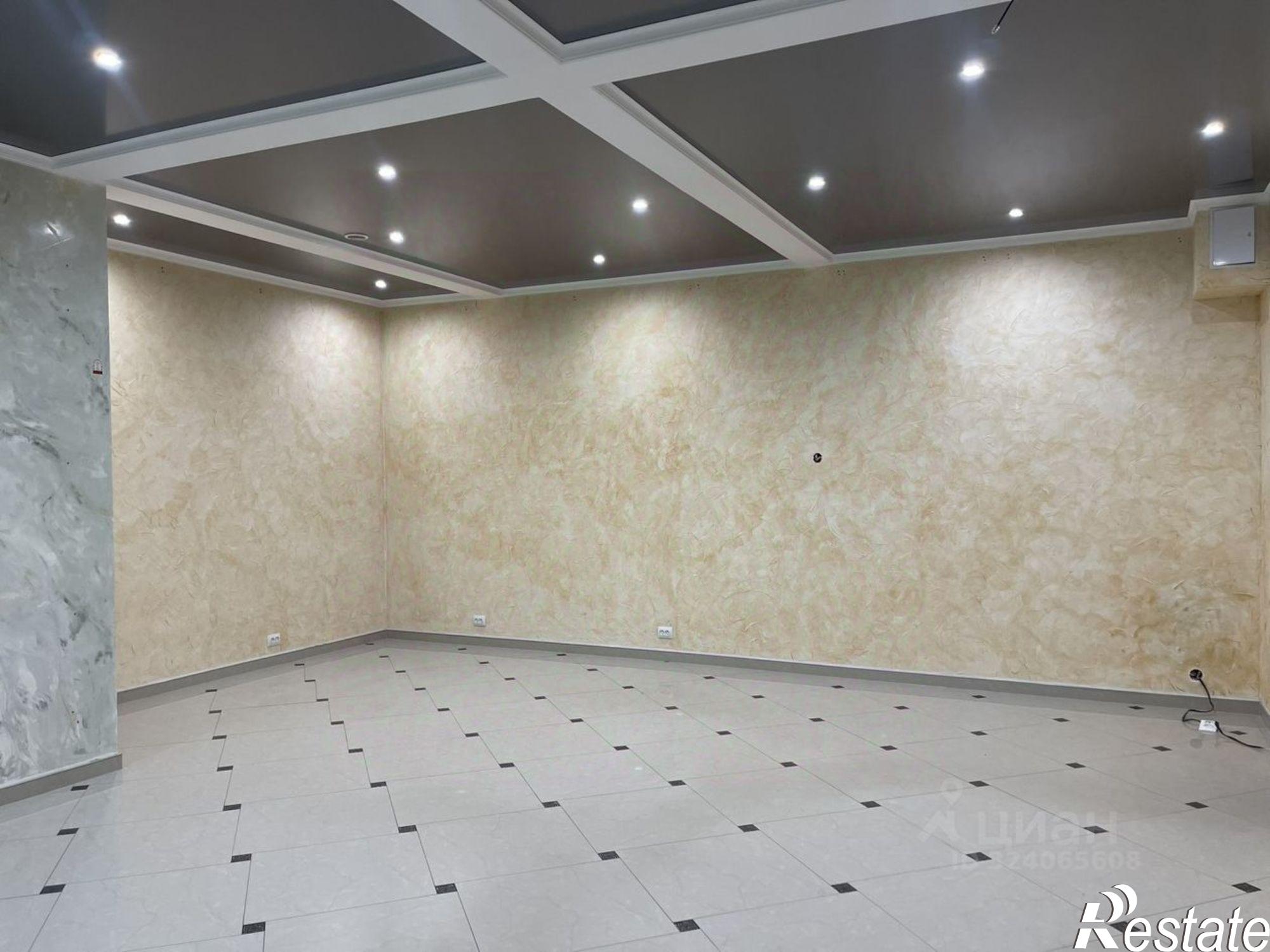 Купить торговое помещение за 10 500 100 рублей на ул Московская, 133 1