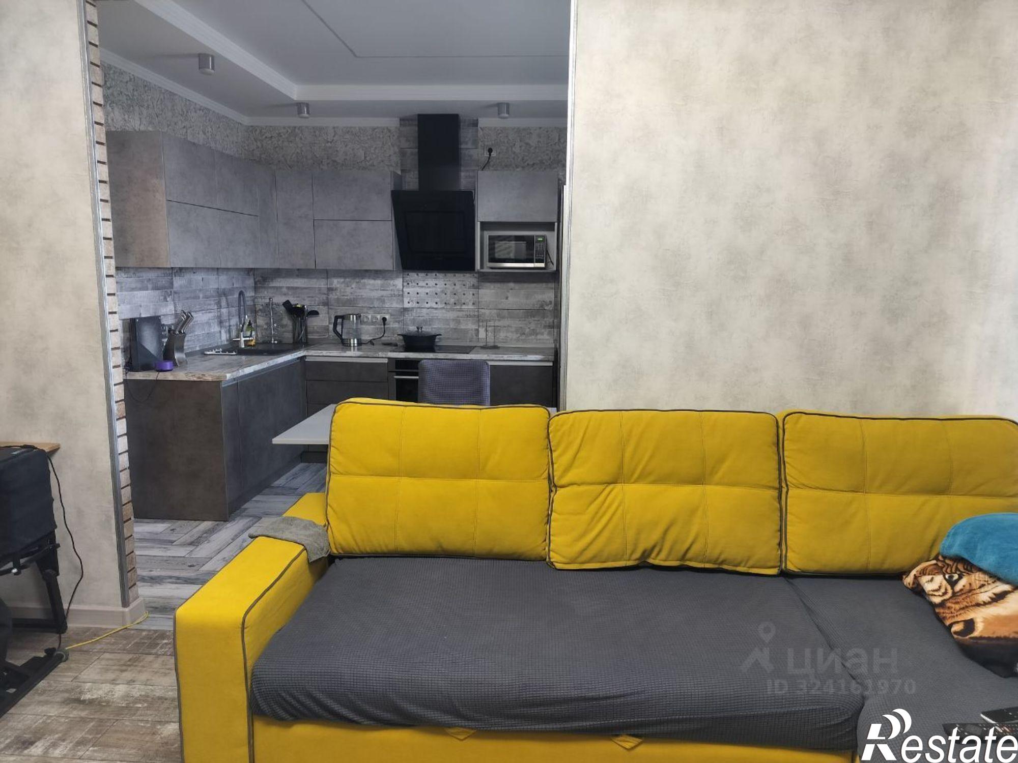 Сдать квартиру за 52 000 рублей на улица Декабристов, 59