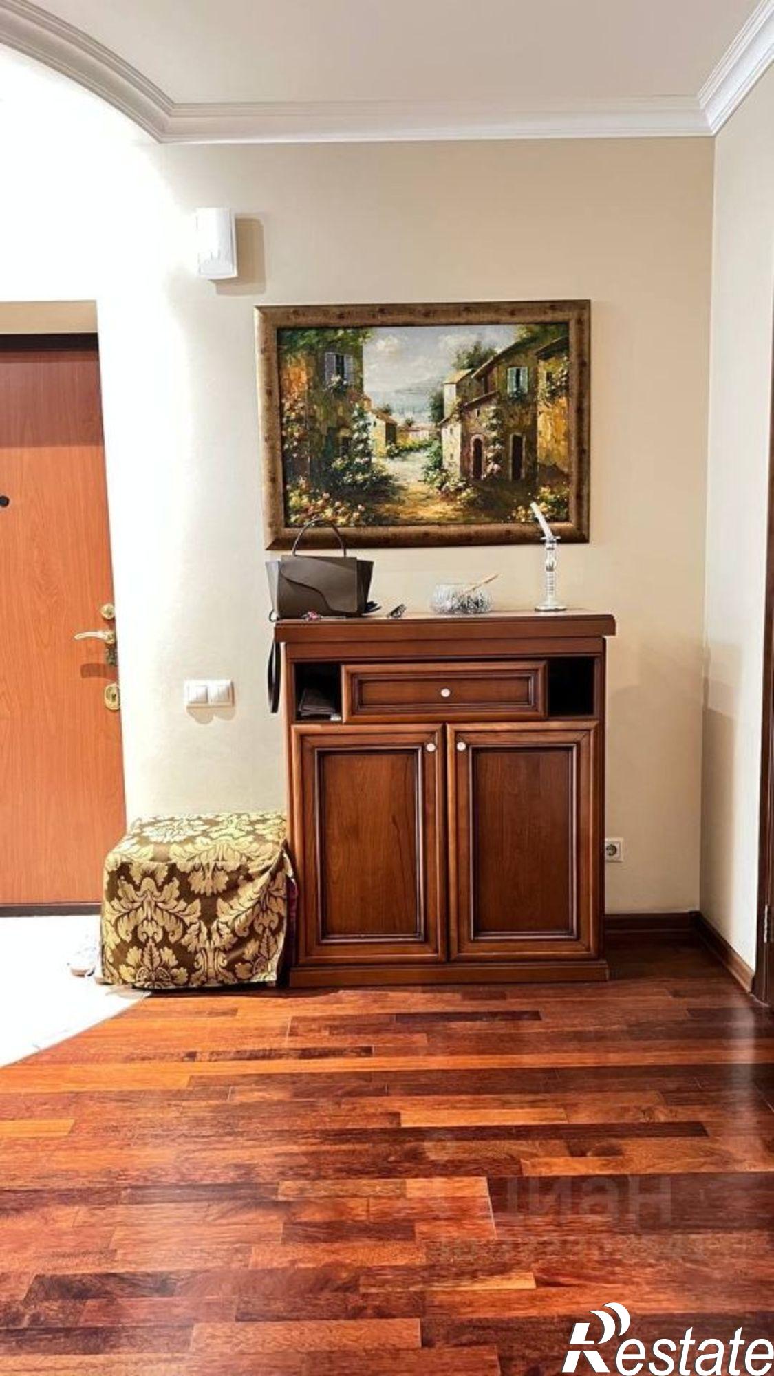 Сдать квартиру за 110 000 рублей на ул им. Атарбекова, 5