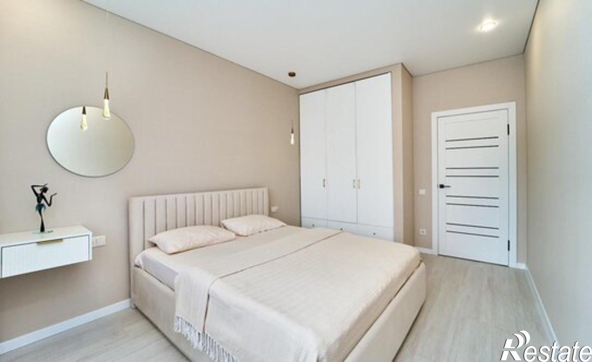 Купить квартиру за 9 800 000 рублей на ул Конгрессная, 33