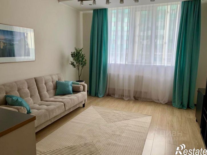 3-комн квартира улица Кубанская Набережная, 37/12,  д. 37/12