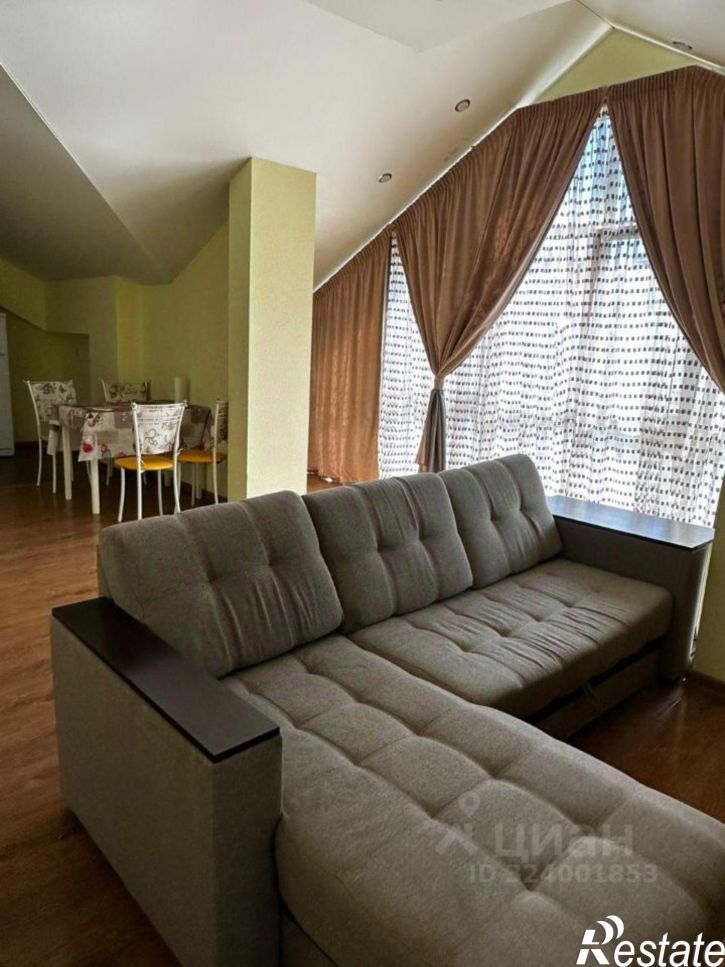 2-комн квартира Карлсруэвская улица, 2,  д. 2