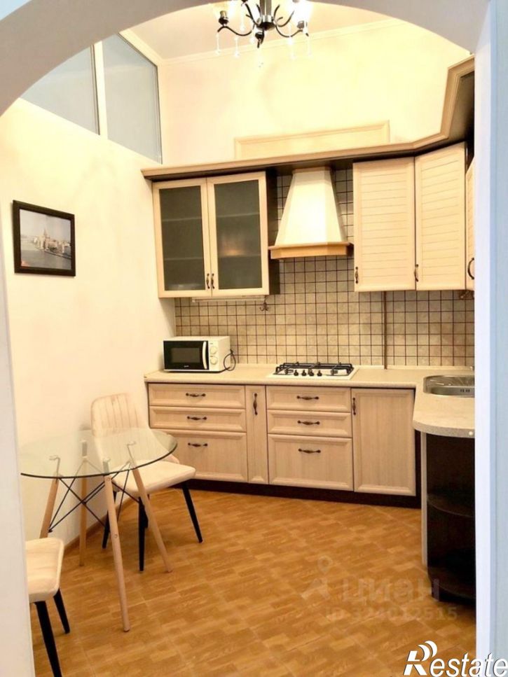 2-комн квартира Красная улица, 21,  д. 21