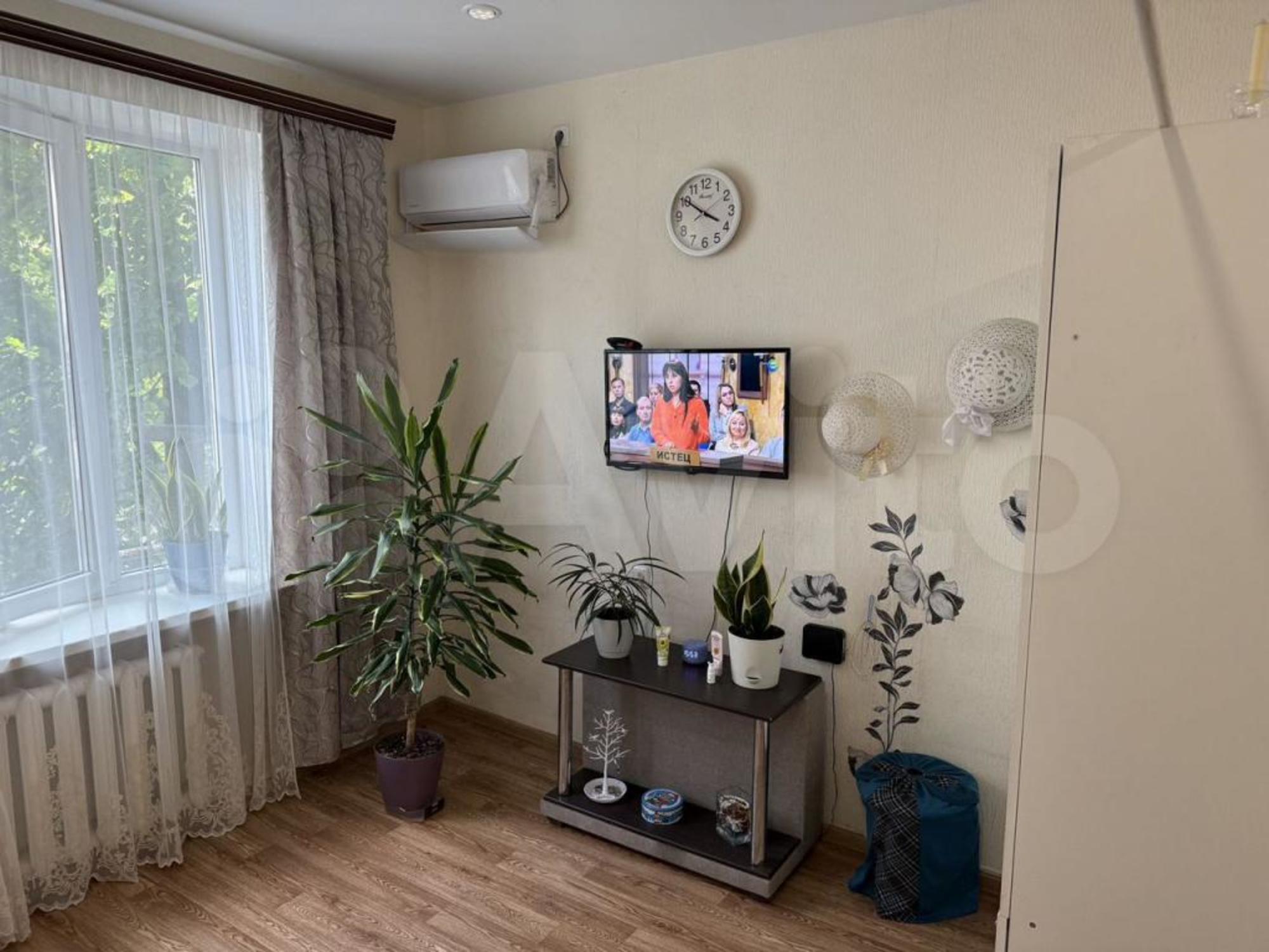 Купить комнату за 2 400 000 рублей на Одесская ул, 46