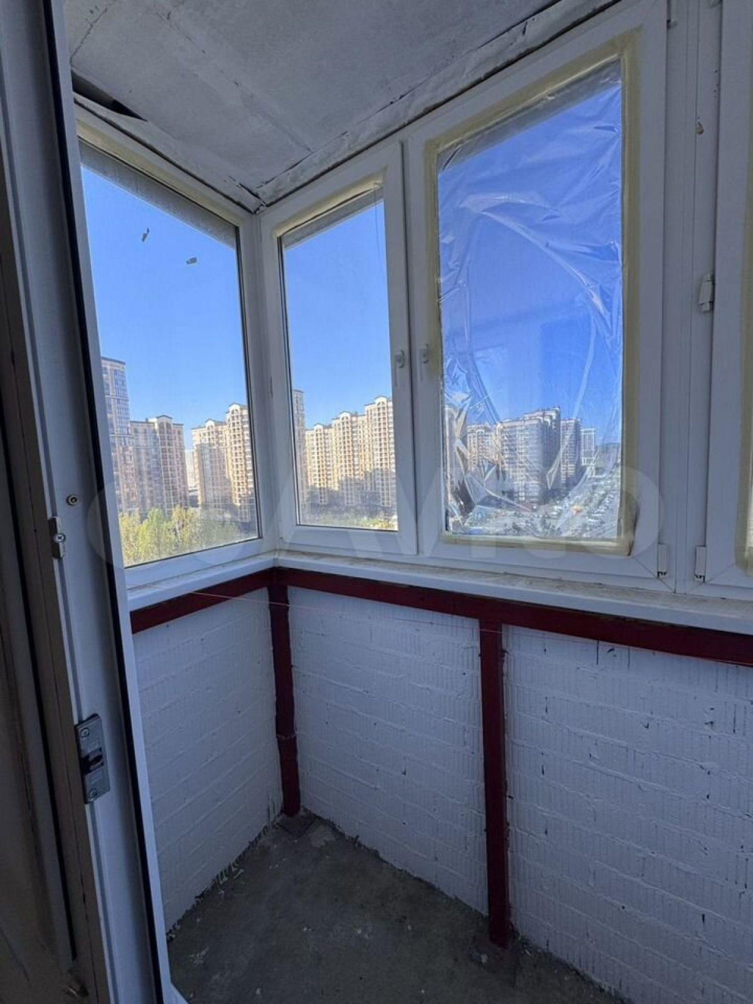 Купить квартиру за 3 400 000 рублей на Конгрессная ул, 19/1