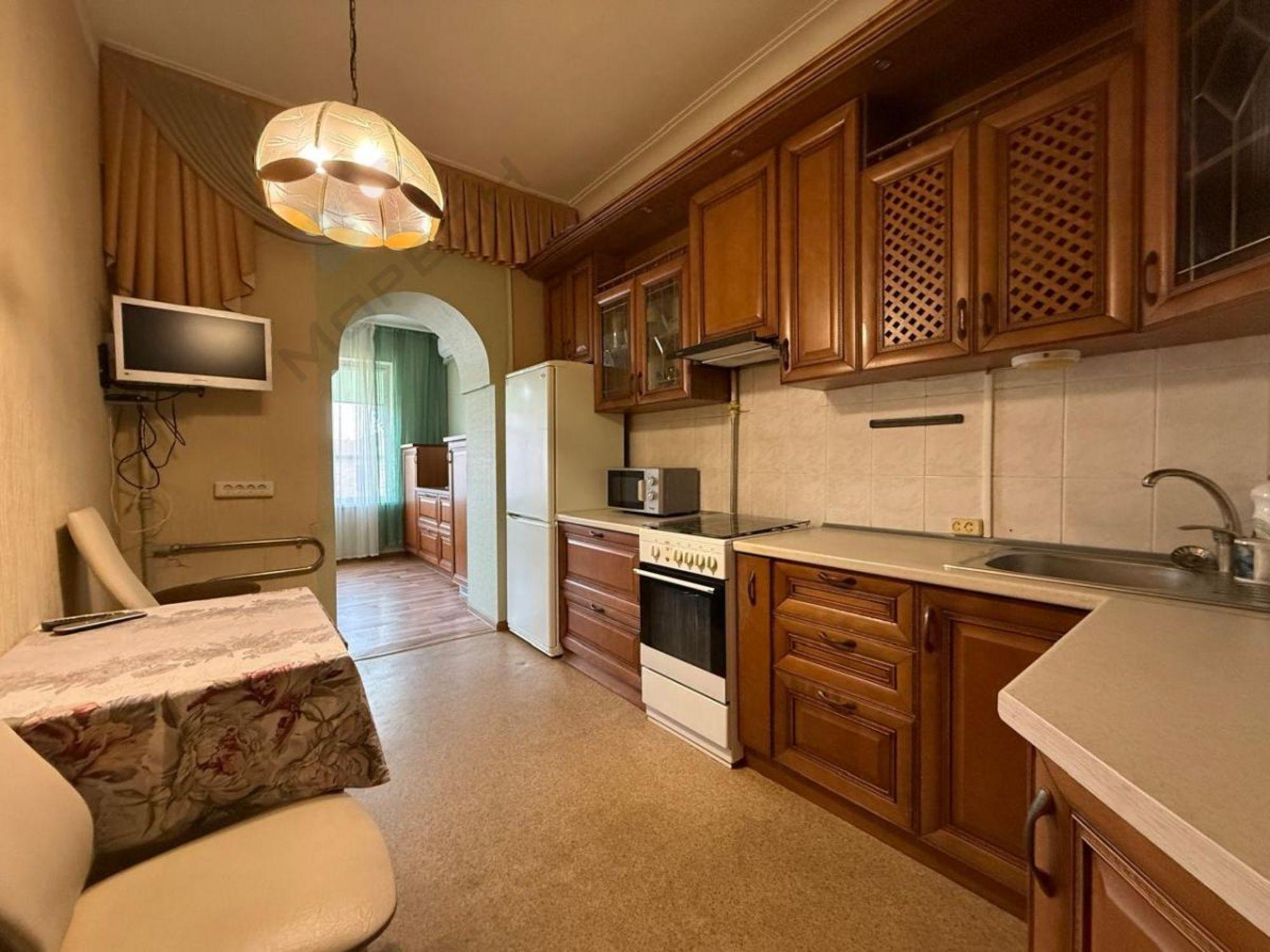 Купить квартиру за 16 800 000 рублей на им. Гудимы ул, 68