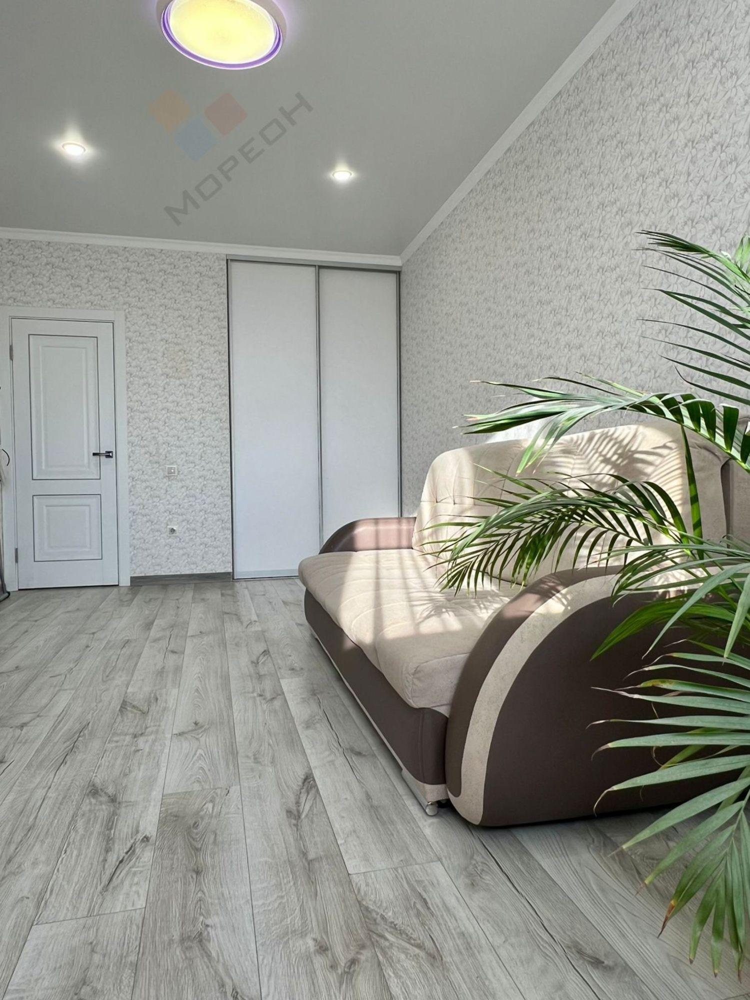 Купить квартиру за 7 900 000 рублей на Гаражная ул, 107