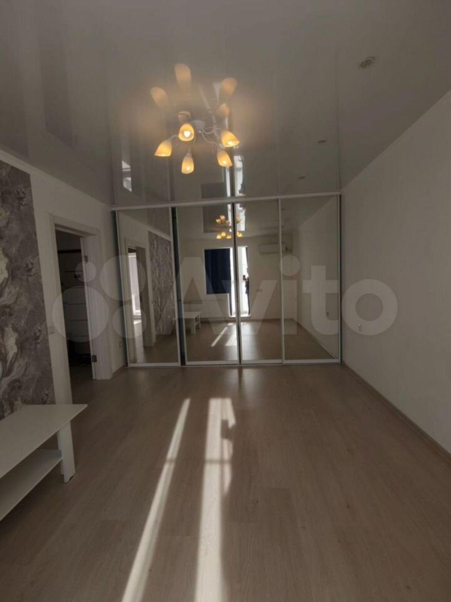 Купить квартиру за 5 600 000 рублей на Карякина ул, 5/ к1