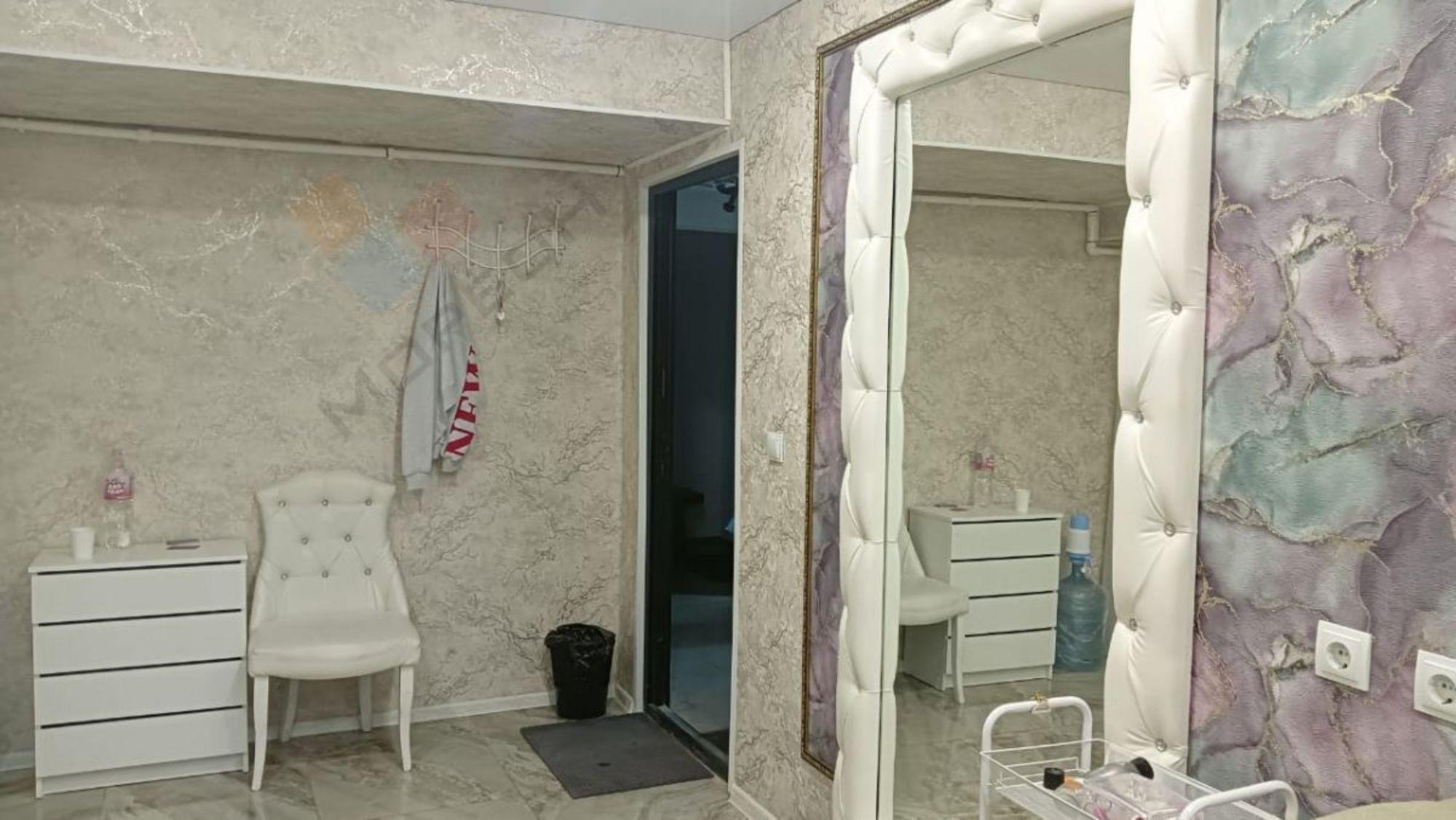 Купить офис, помещение под офис за 2 300 000 рублей на им. Героя Яцкова И.В. ул, 20