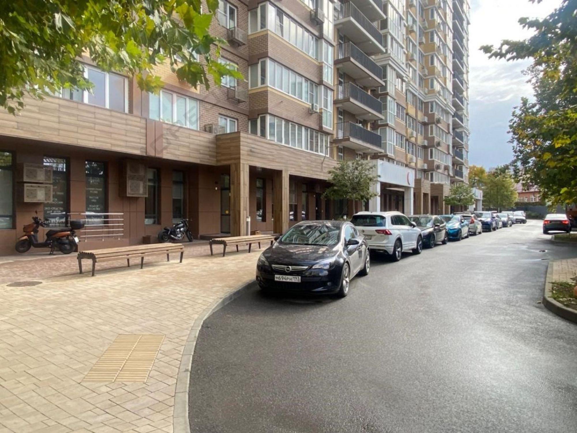 Купить торговое помещение за 26 000 000 рублей на Колхозная ул, 5/2к4