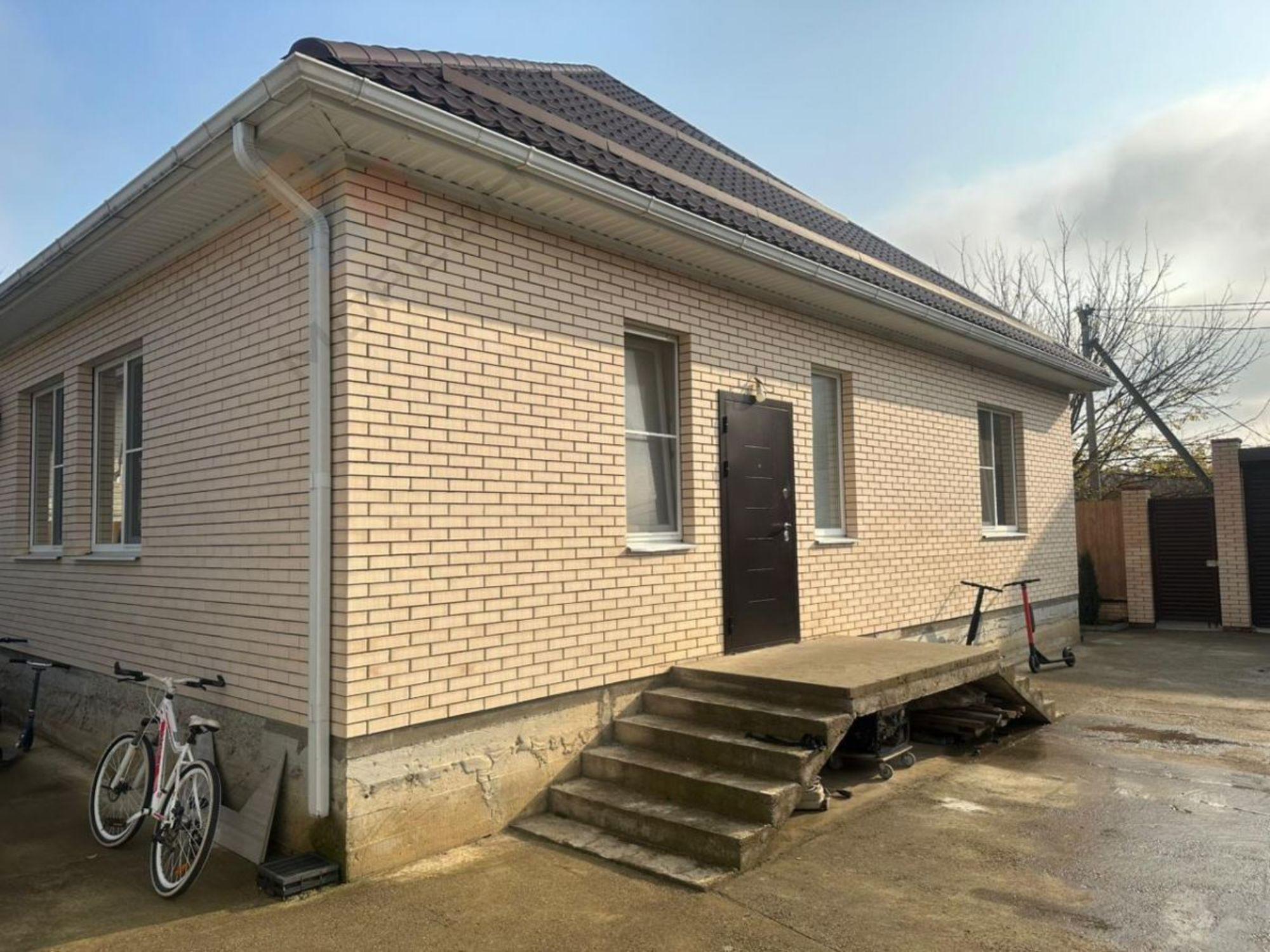 Купить дачу, дом, коттедж за 14 000 000 рублей на Ясеневая ул, 44