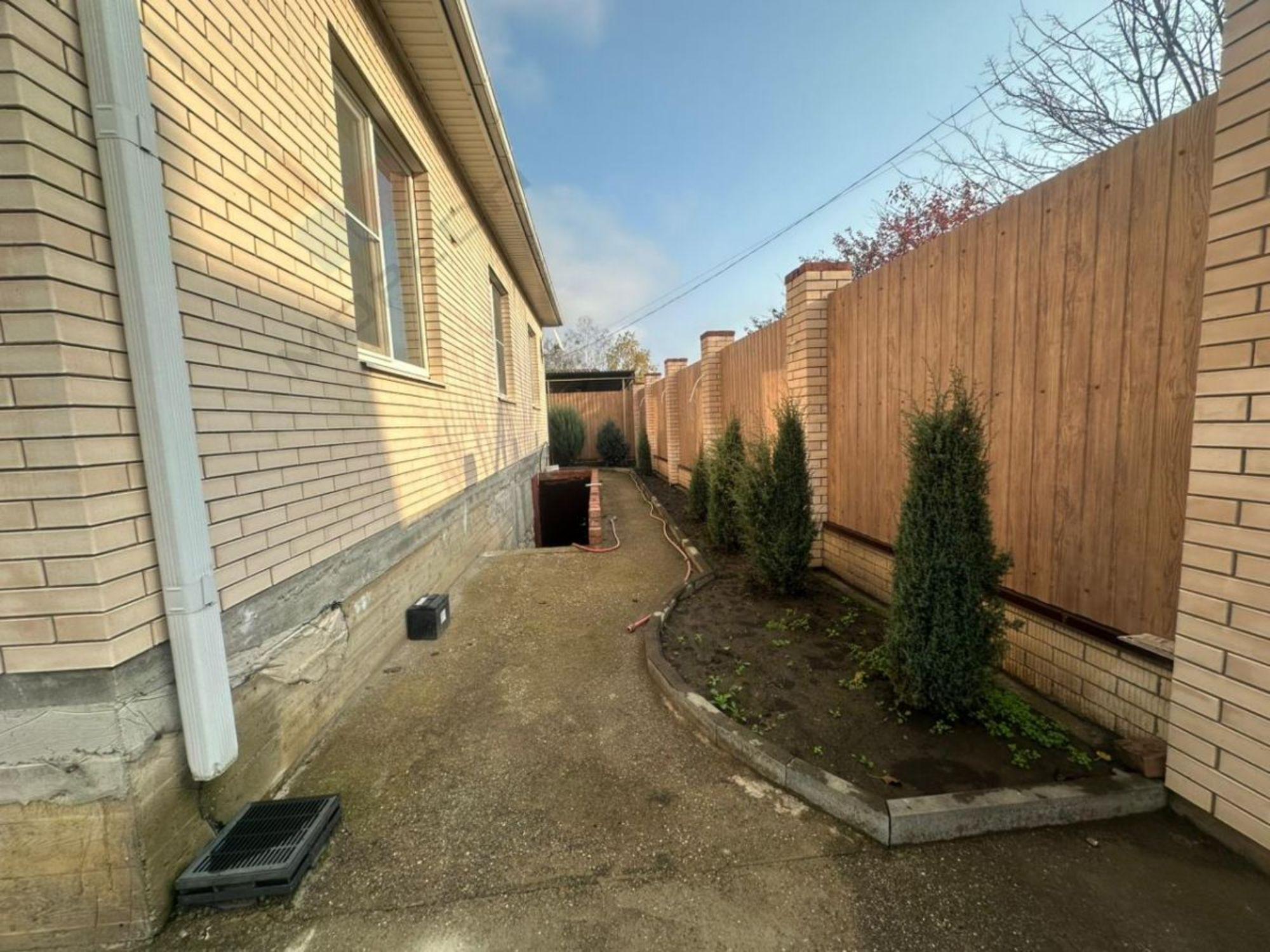 Купить дачу, дом, коттедж за 14 000 000 рублей на Ясеневая ул, 44